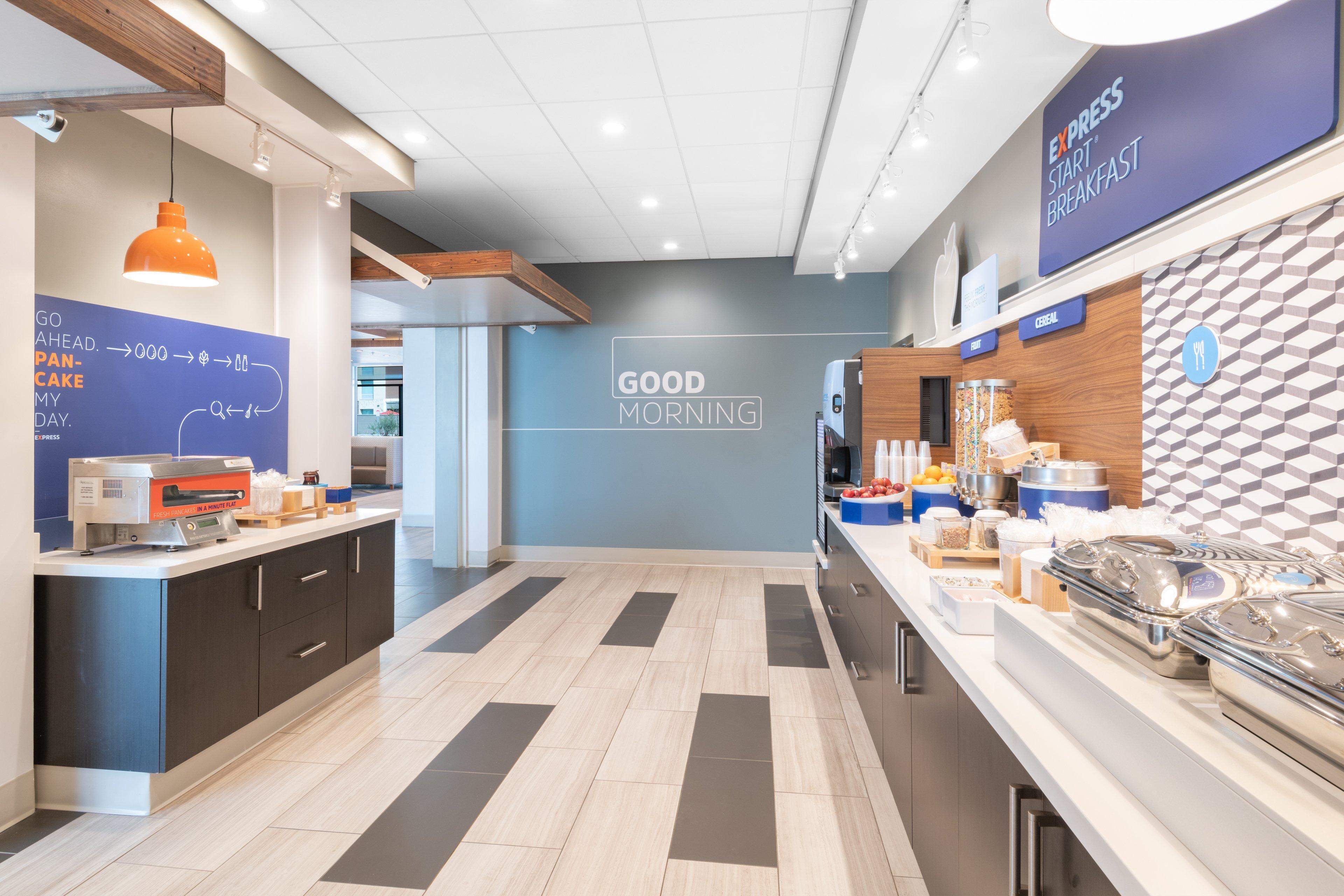 Holiday Inn Express & Suites - Phoenix - Airport North By Ihg Eksteriør billede