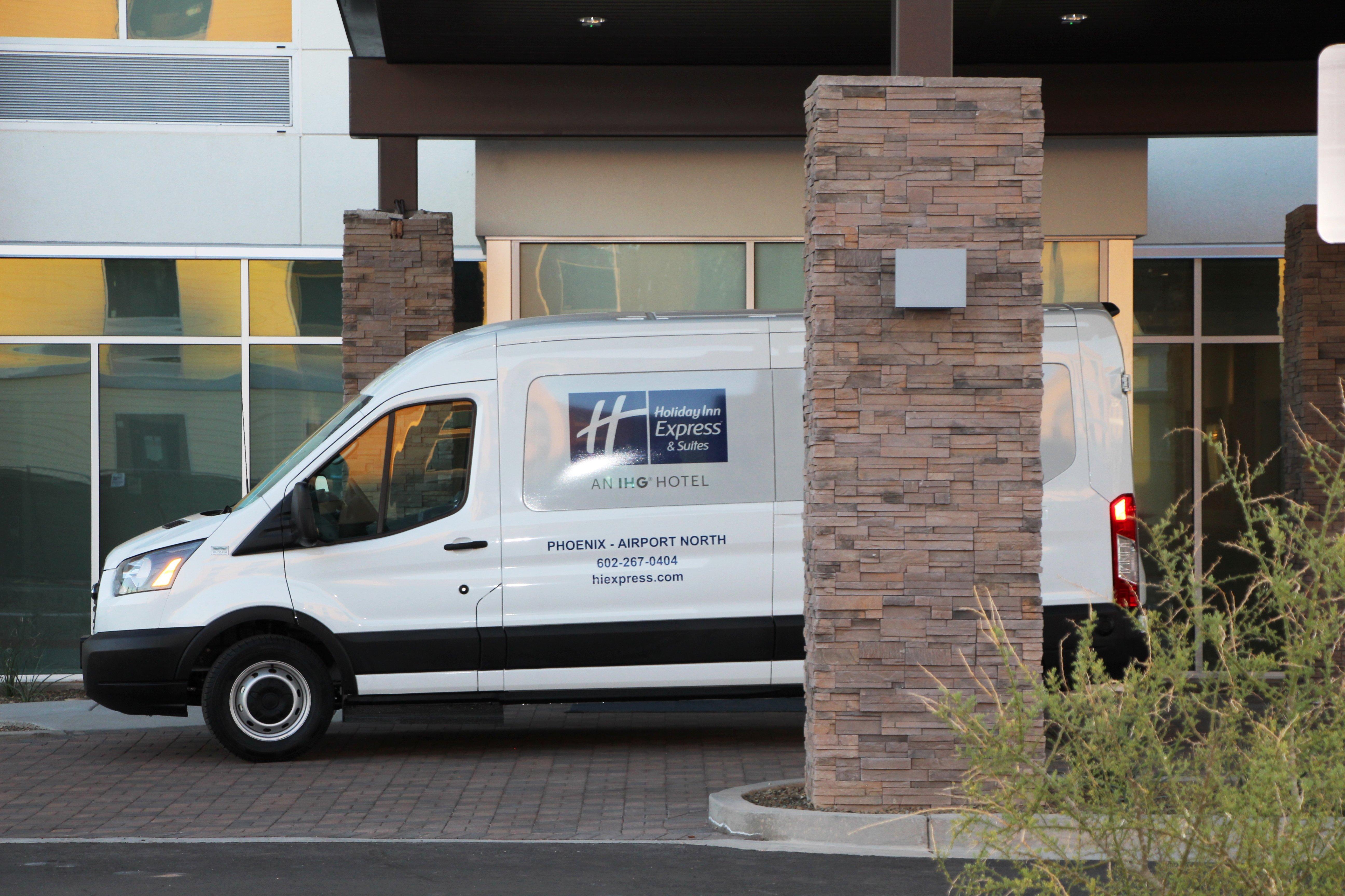 Holiday Inn Express & Suites - Phoenix - Airport North By Ihg Eksteriør billede